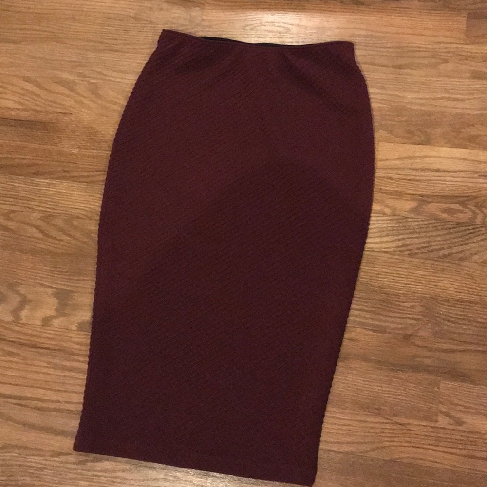 Burgundy pencil skirt